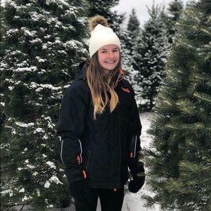 Meet your Posher, Haylee